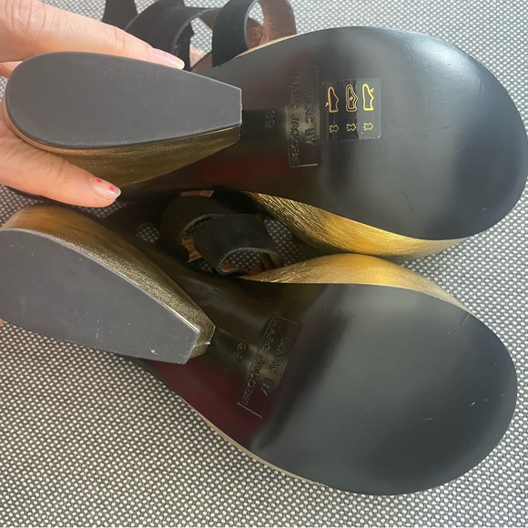Marc by Marc Jacobs Gold Platform Sandals - Picture 2 of 5